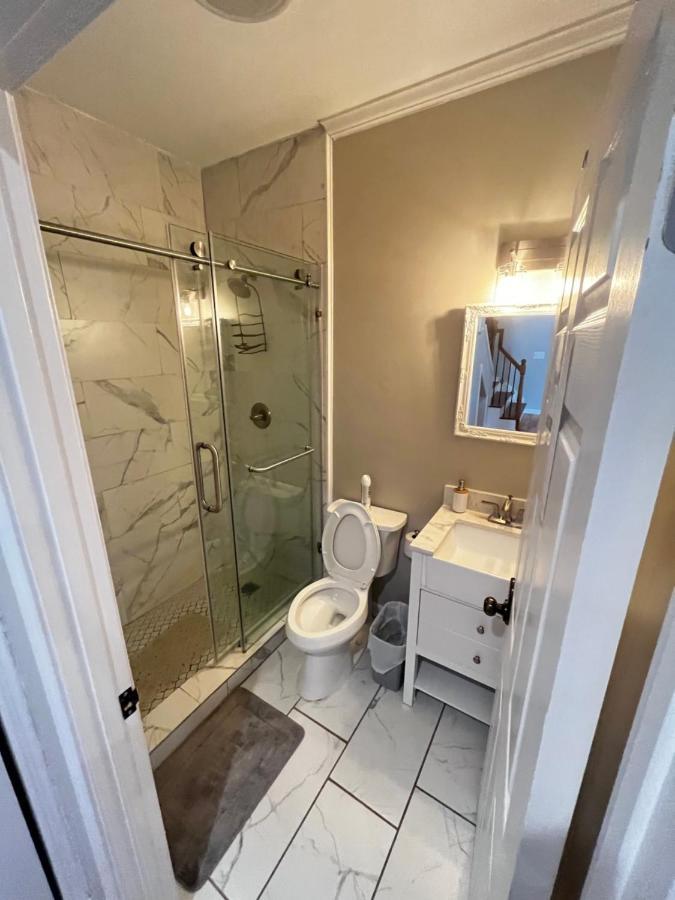 Atlanta Unit 2 Room 3 - Atlanta Bests Kept Secret Private Bedroom & Bathroom Exterior photo