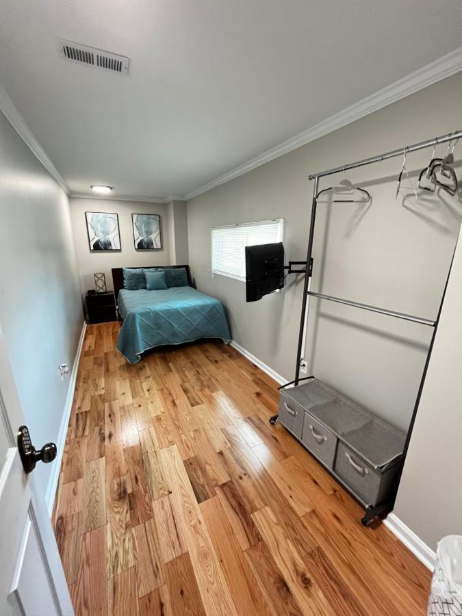 Atlanta Unit 2 Room 3 - Atlanta Bests Kept Secret Private Bedroom & Bathroom Exterior photo